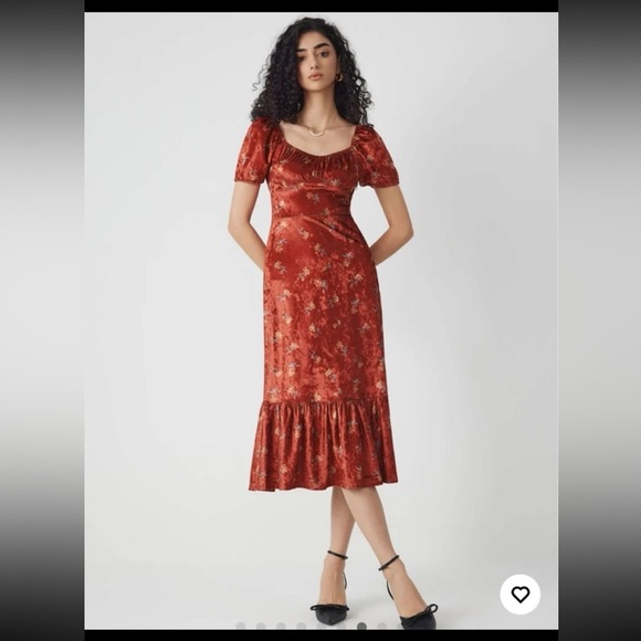 Cider Dresses & Skirts - Cider Velvet Sweetheart Floral Midi Dress 
size XXL
